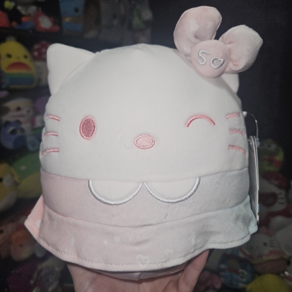 NWT Hello Kitty 50th Anniversary 8" Squishmallow